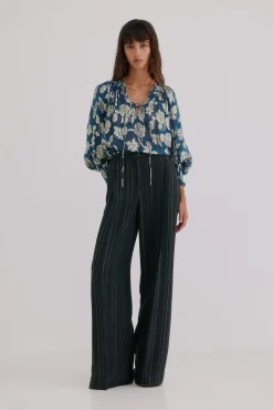 Pietra. Riscas calça