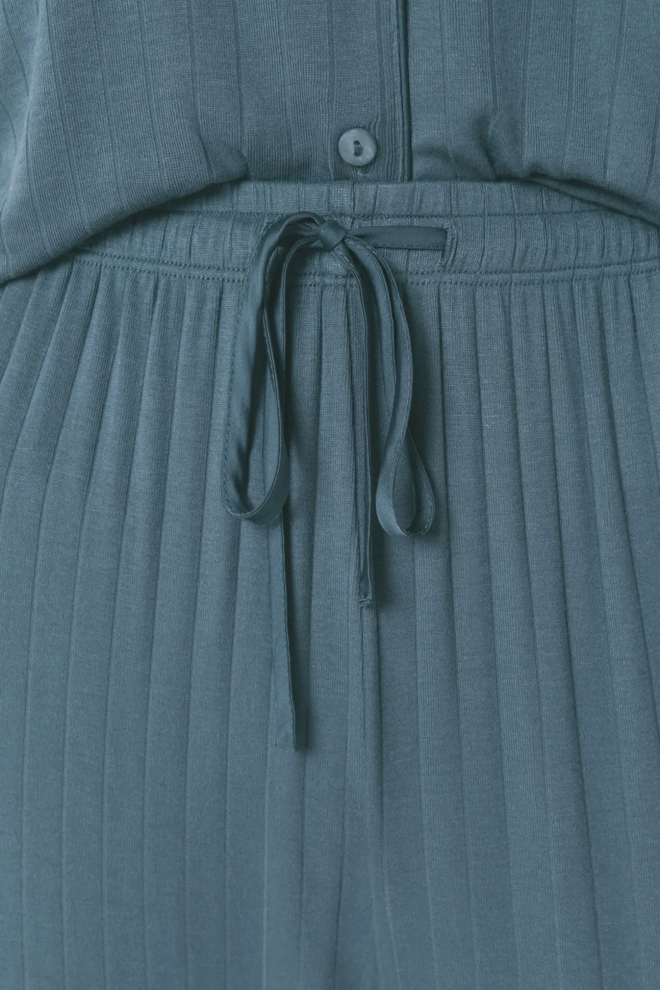 Pijama camisa capri de viscose verde
