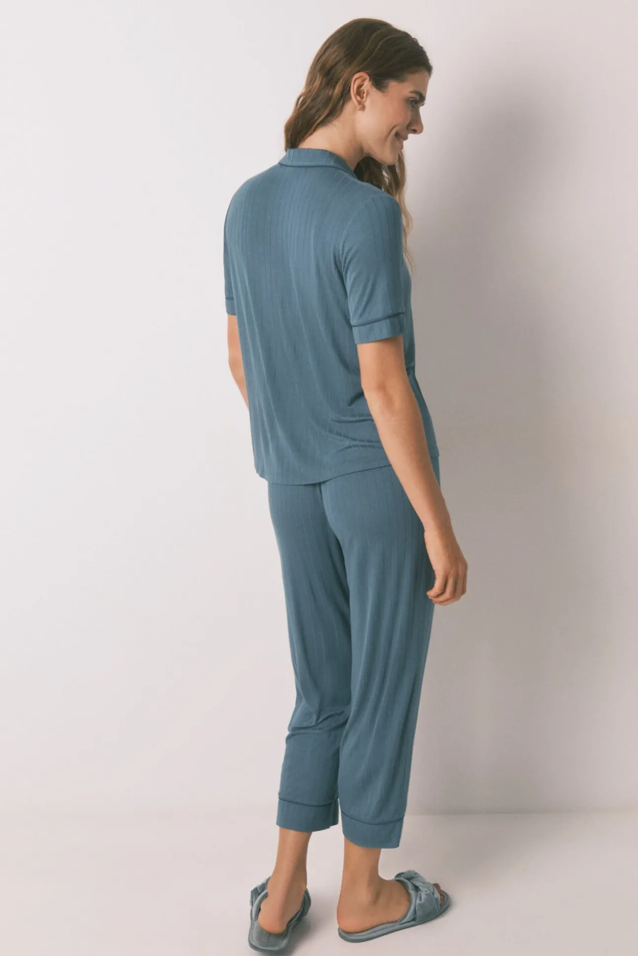 Pijama camisa capri de viscose verde