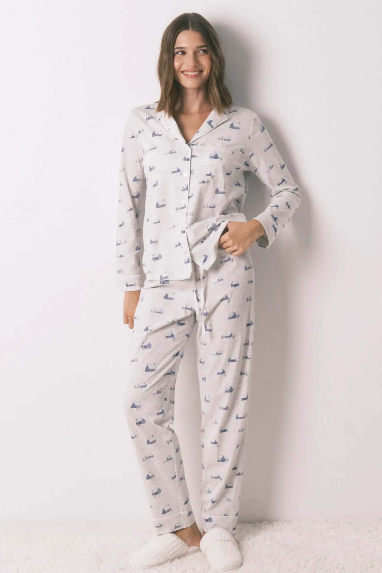 Pijama camiseiro longo 100% algodão cinza com estampa de casa