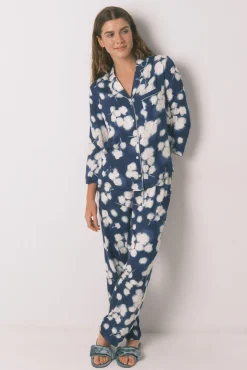 Pijama camiseiro longo de viscose floral azul