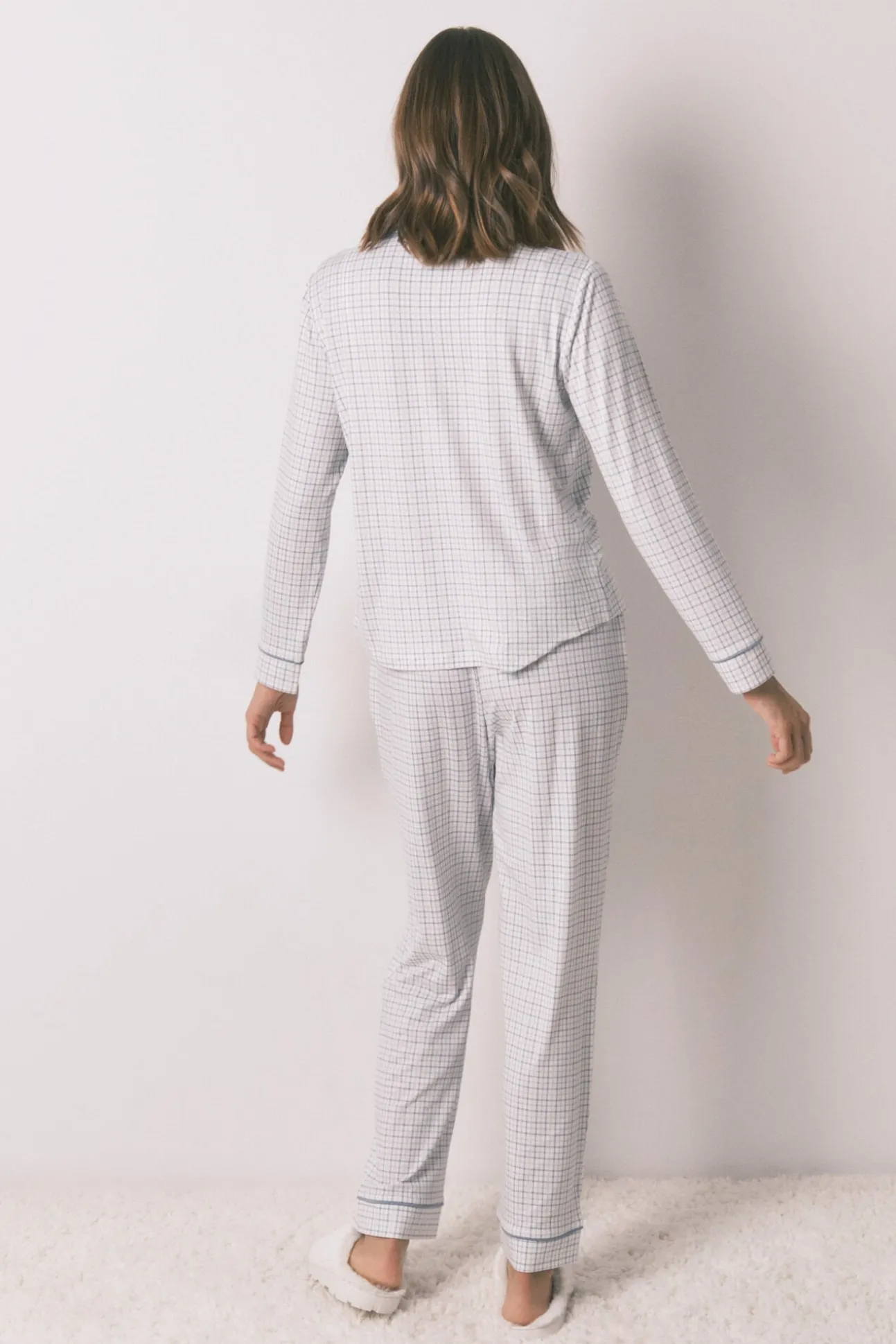 Pijama camiseiro longo xadrez com efeito brilhante