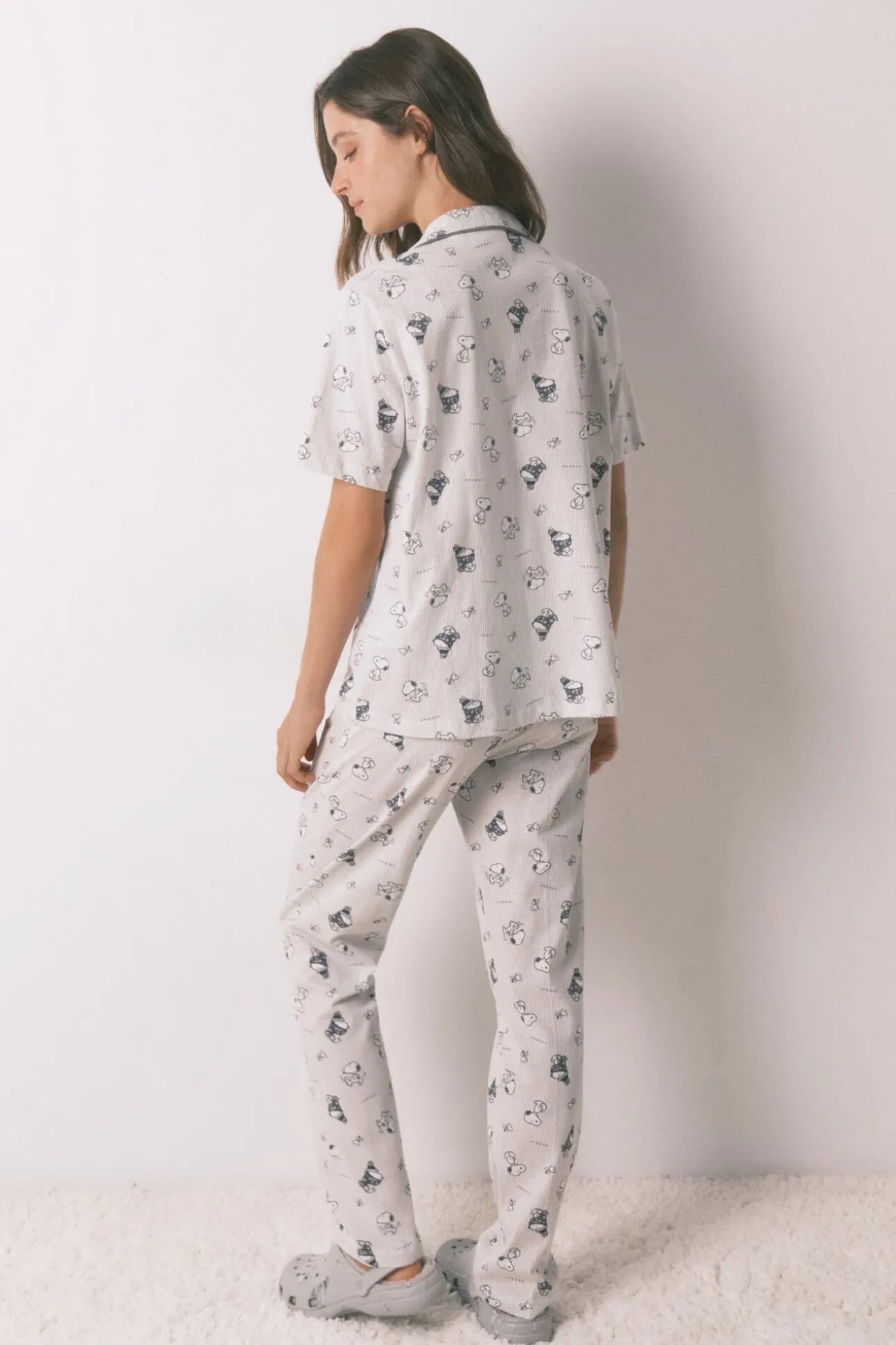 Pijama camiseiro Snoopy 100% algodão