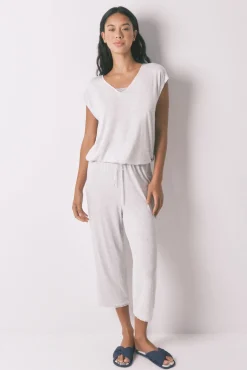 Pijama Capri de viscose cinza com soft touch