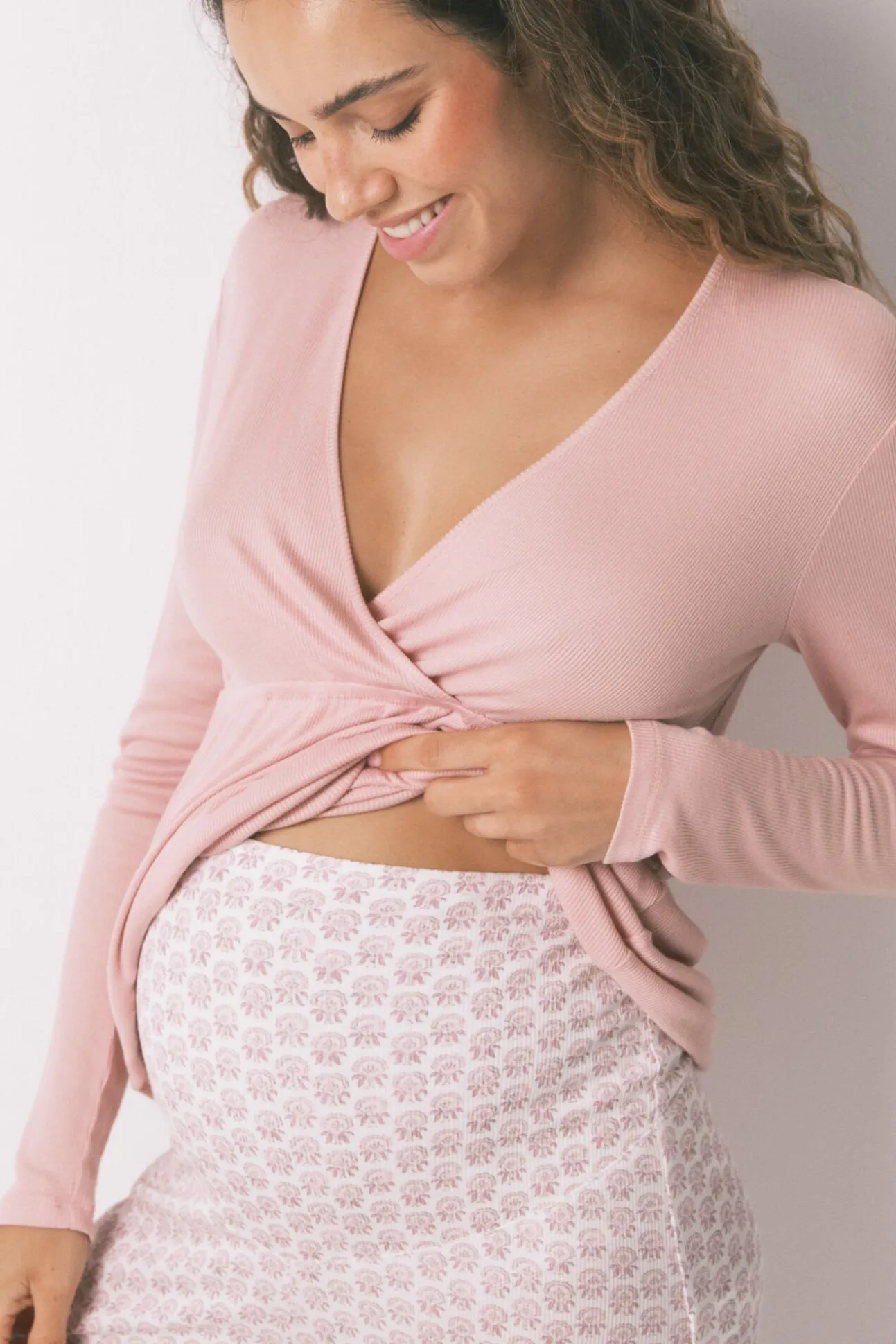 Pijama capri "maternity" rosa técnica canelada
