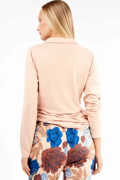 Pijama com estampado floral