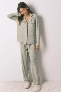 Pijama comprido camiseiro com ovelhas