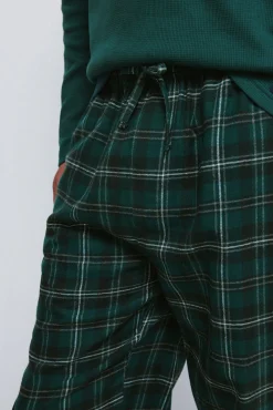 Pijama comprido com calça xadrez