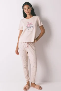 Pijama comprido com flores rosa
