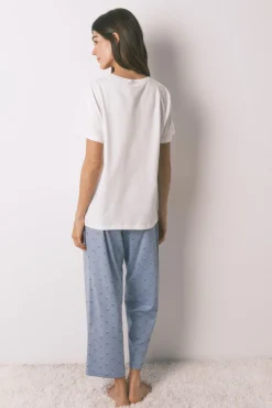 Pijama comprido com mangas curtas e estampado floral