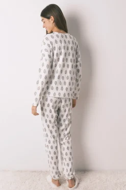 Pijama comprido floral