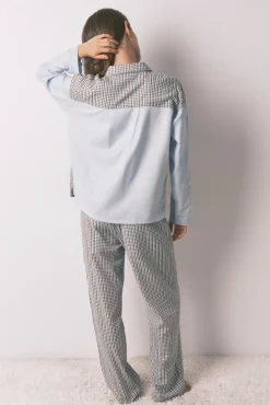Pijama comprido longo xadrez e bolinhas