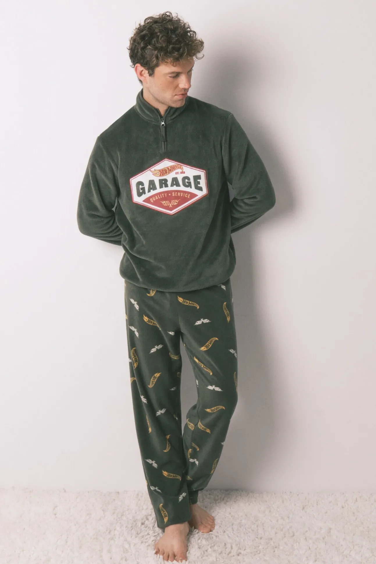 Pijama comprido masculino polar verde Hotwheels