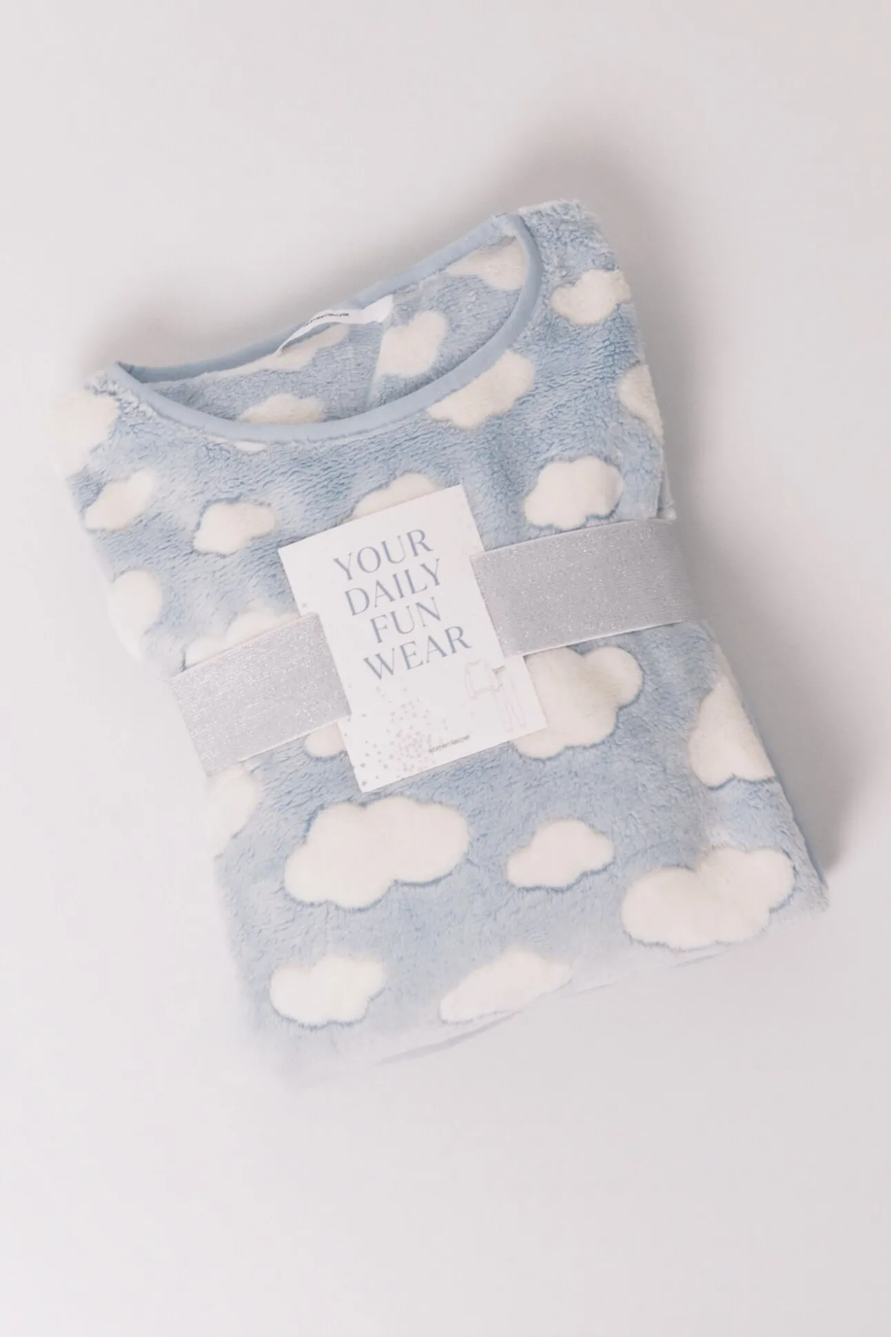 Pijama comprido polar mousse nuvens