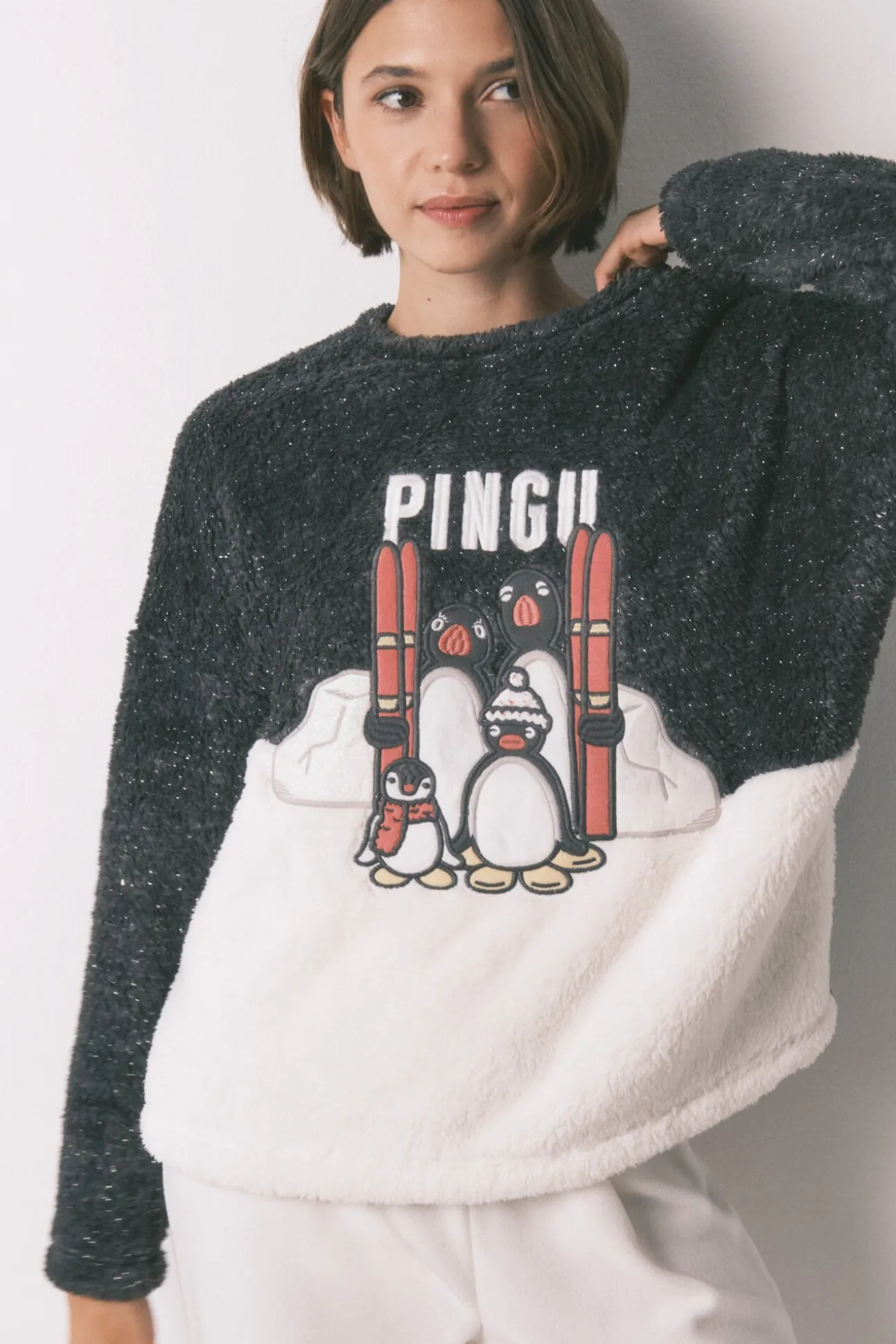 Pijama comprido polar pelo macio bordado Pingu