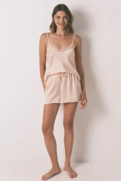 Pijama curto de cetim com renda rosa