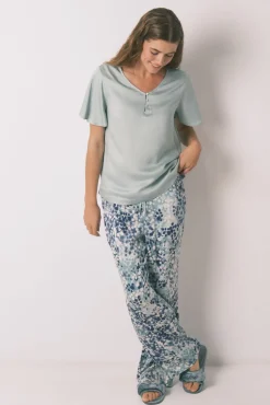 Pijama de cetim viscose floral verde