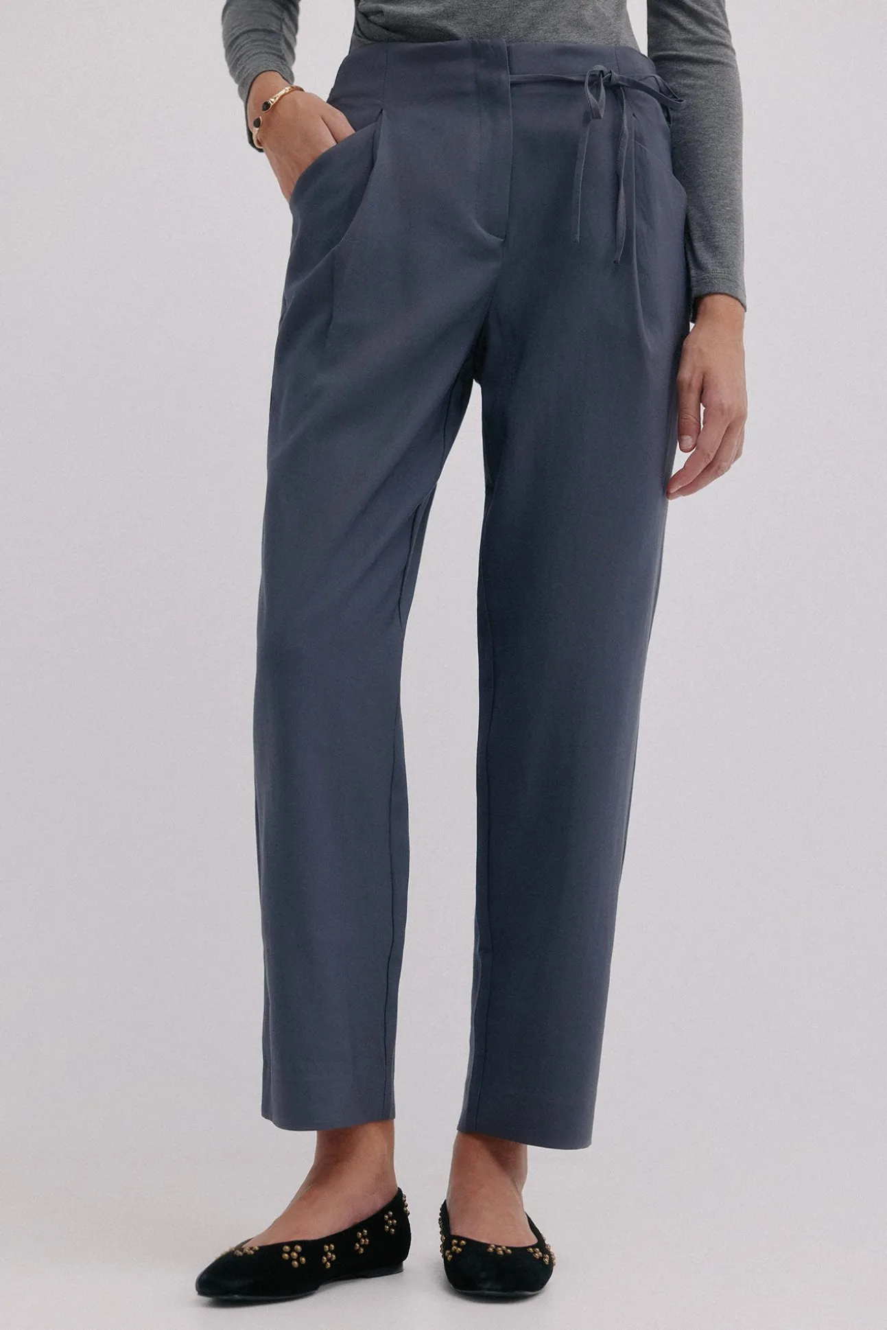 Piper. Calça de laçada