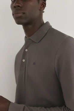 Polo básico de manga comprida