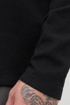 Polo de corte regular