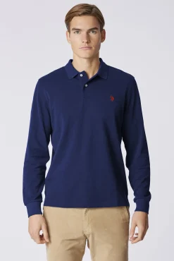 Polo de manga comprida obrigatória