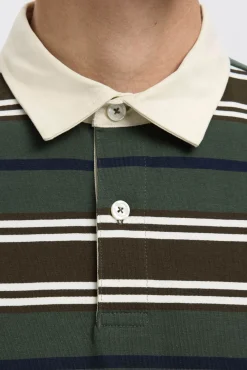 Polo estilo rugby feita de 100% algodão orgânico.