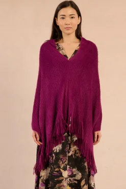 Poncho assimétrico com franjas