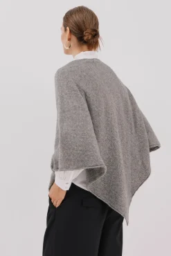 Poncho de toque suave