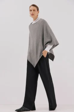 Poncho de toque suave