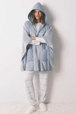 Poncho polar curto azul com relevo