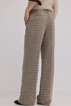Prado. Calça xadrez
