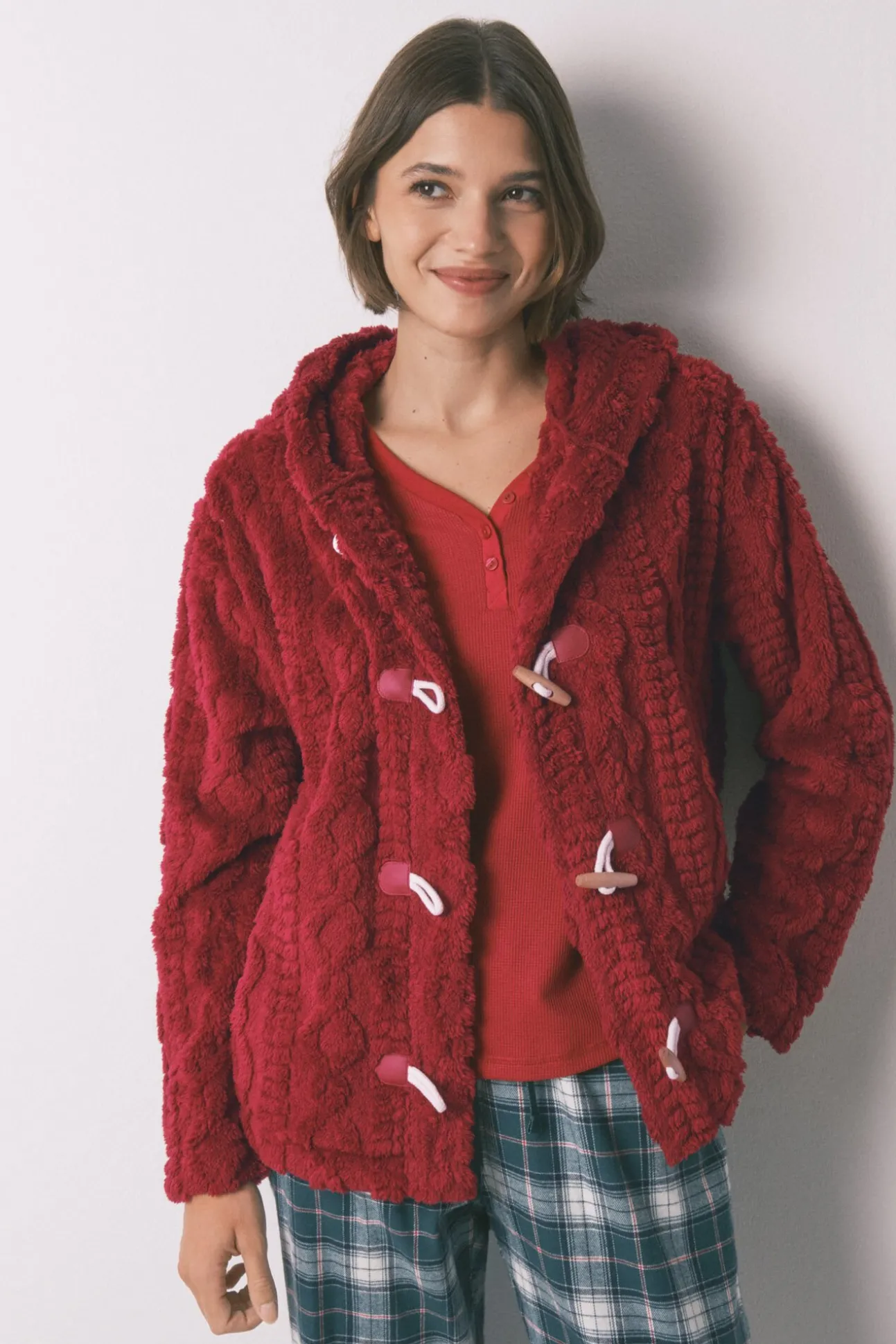 Robe curto polar com capuz suave vermelho