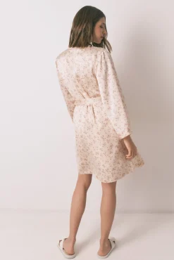 Robe solto de cetim midi com flor rosa