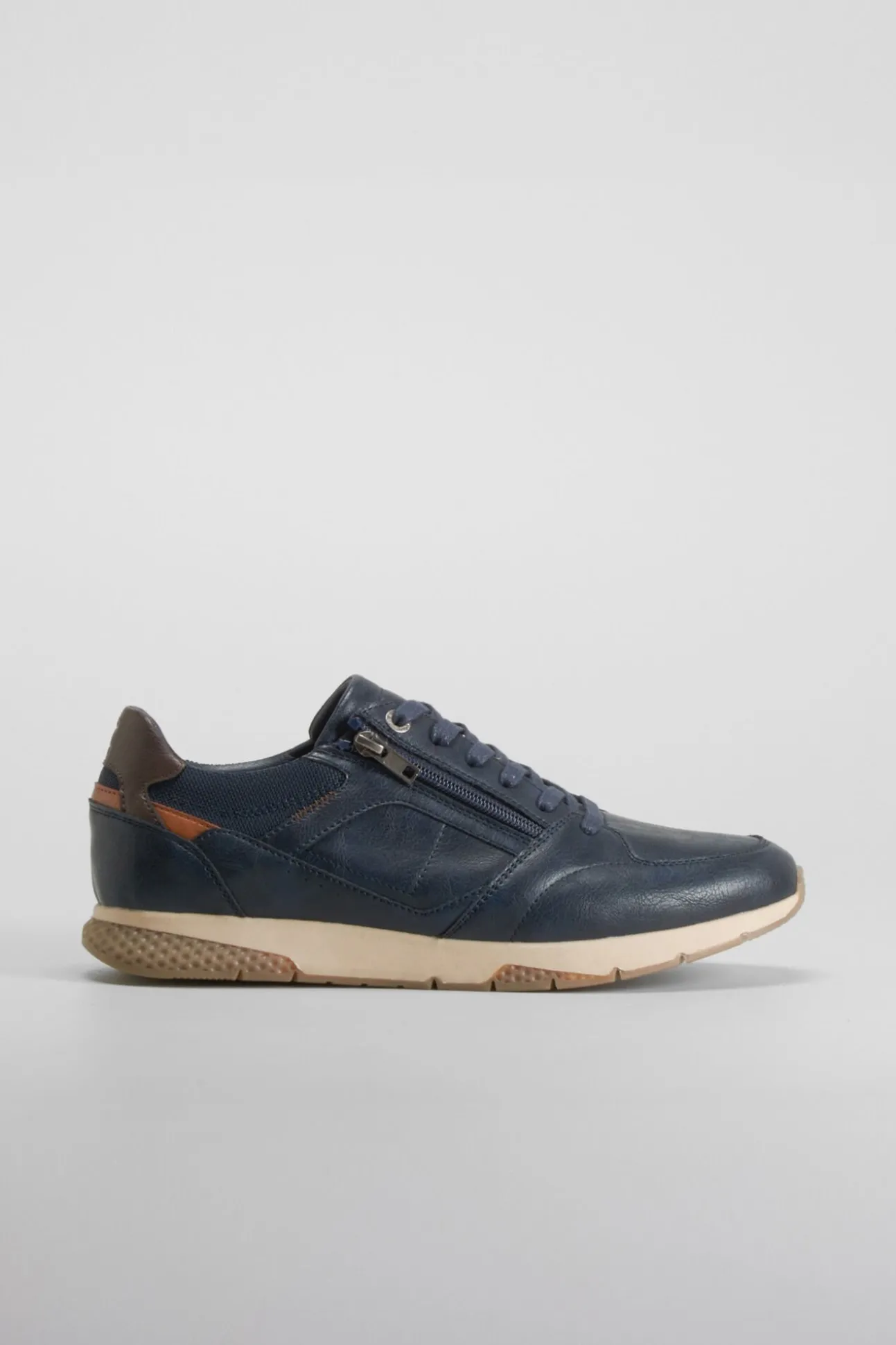 Roupa esportiva urbana COMFEET