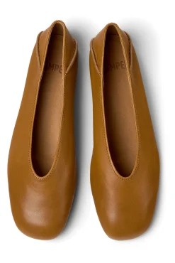 Sabrinas de couro rasas