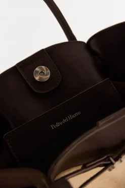 Saco de compras combinado em pele de carneiro