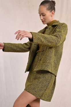 Saia curta com estampado animal