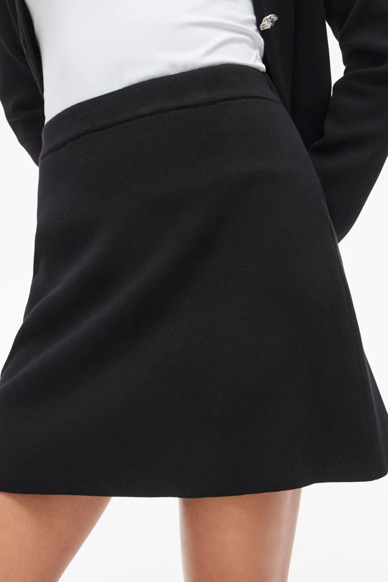 Saia curta de malha com viscose
