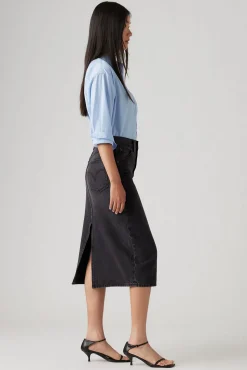 Saia jeans Levis® HR com fenda nas costas