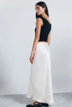 Saia midi acetinada