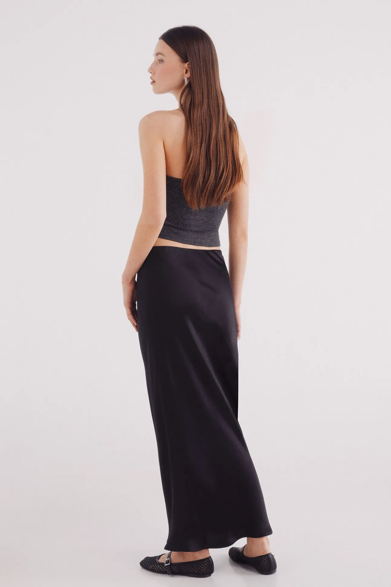 Saia midi acetinada