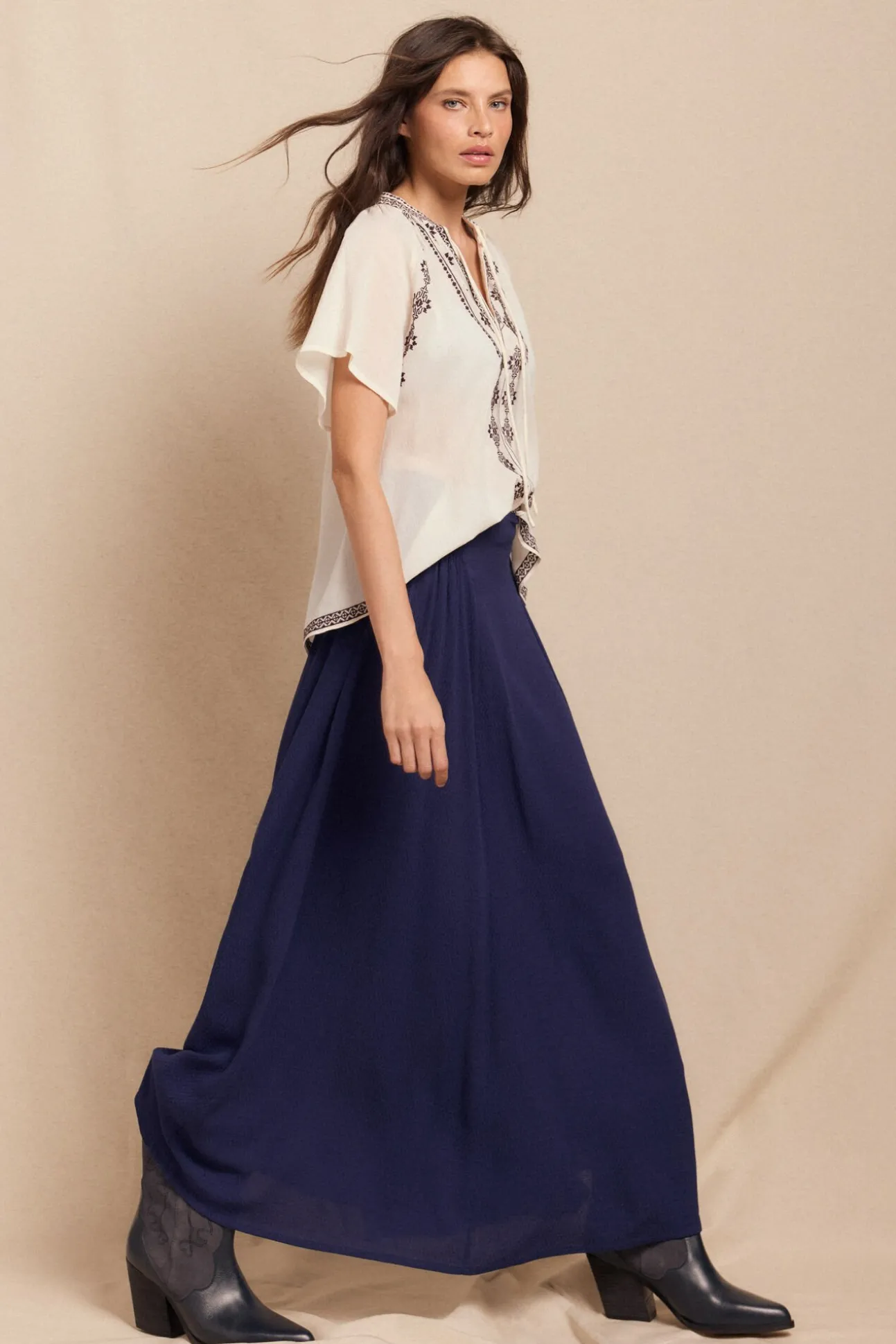 Saia midi evasé