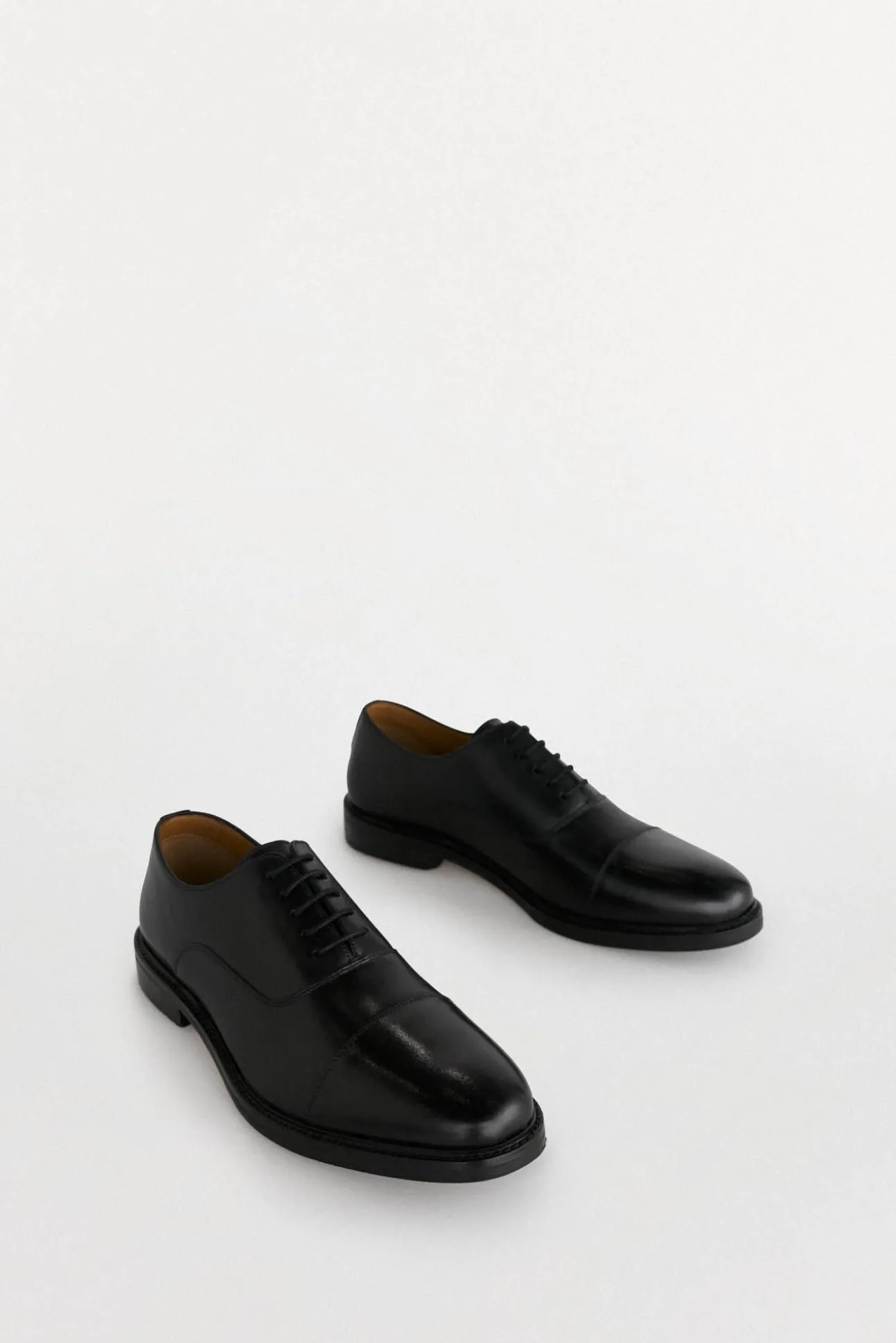 Sapato elegante liso