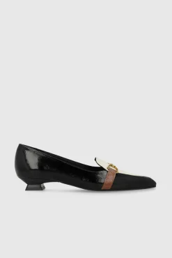Sapatos de couro envernizado
