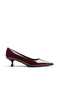 Sapatos de salto