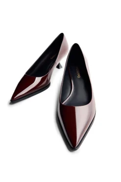 Sapatos de salto