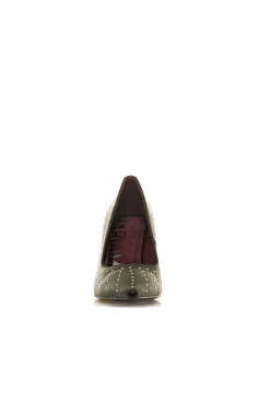Sapatos de salto