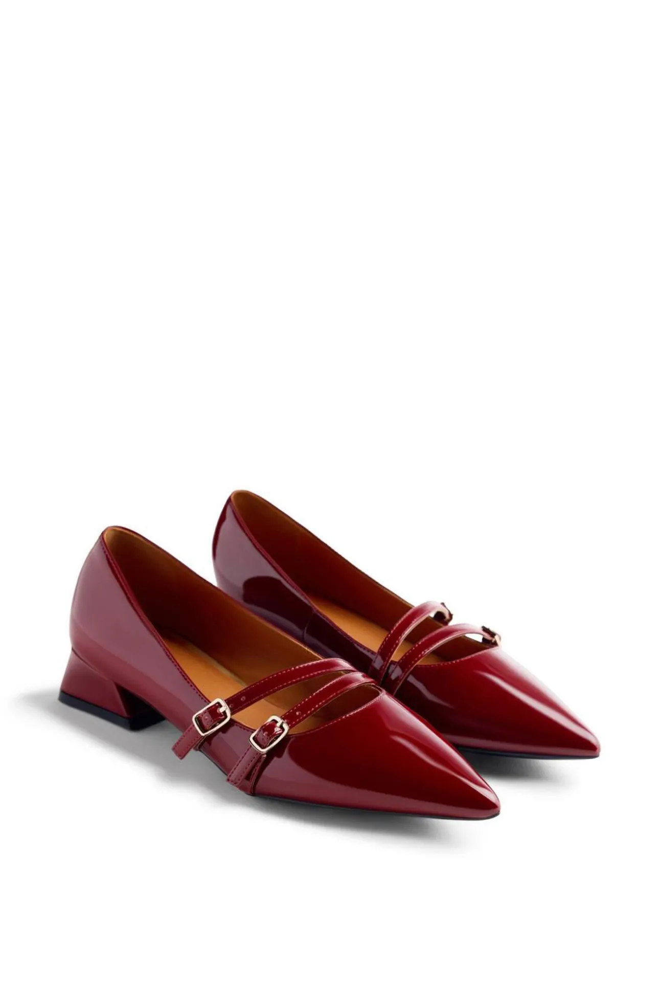 Sapatos de salto