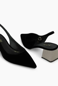 Sapatos de veludo