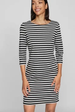 Short striped dress